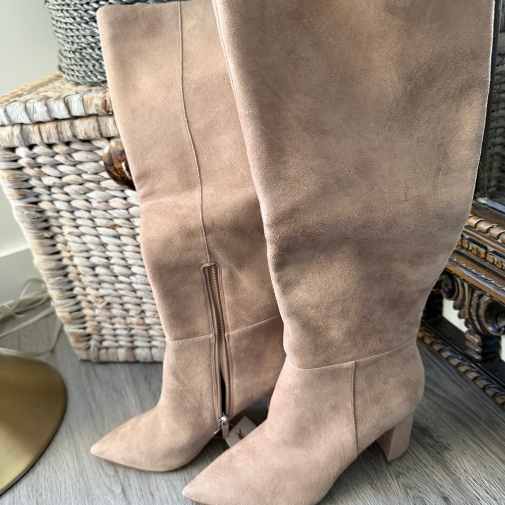 Marc Fisher cream suede boots - Size  7 1/2